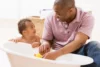 As 10 melhores banheiras de bebê em 2026: Safety 1st, Burigotto e muito mais!